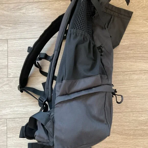 K9 Sport Sack KNAVIGATE Dog Carrier Backpack Size M Black – Excellent